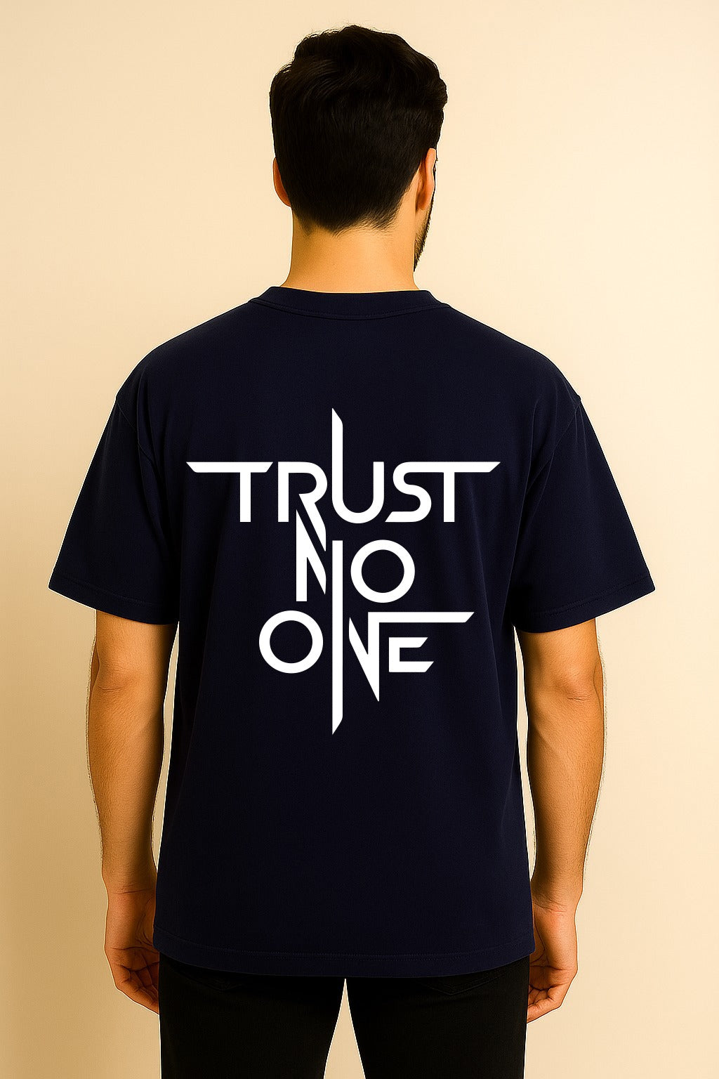Trust No One OVERSIZED TSHIRT