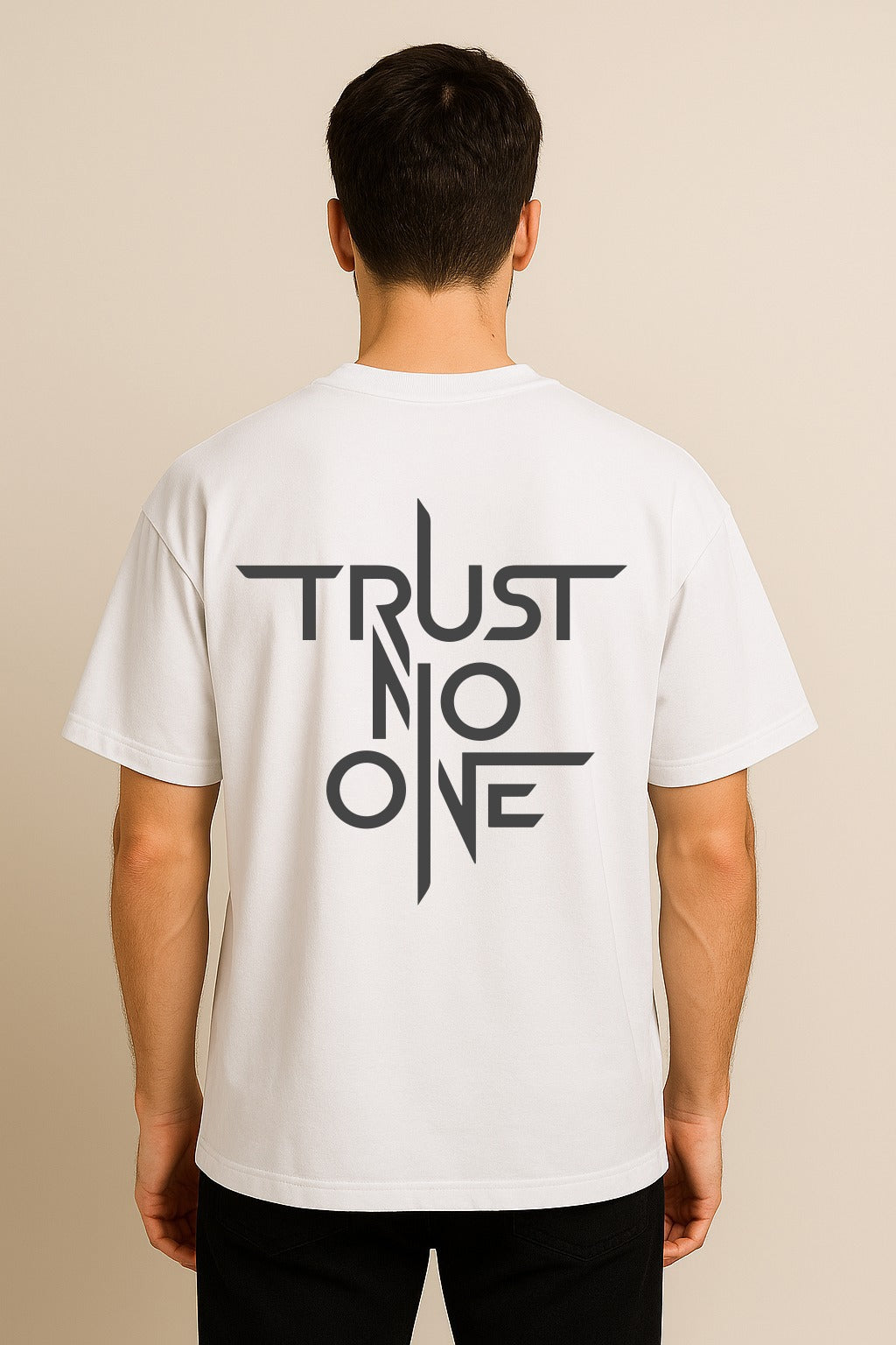Trust No One OVERSIZED TSHIRT